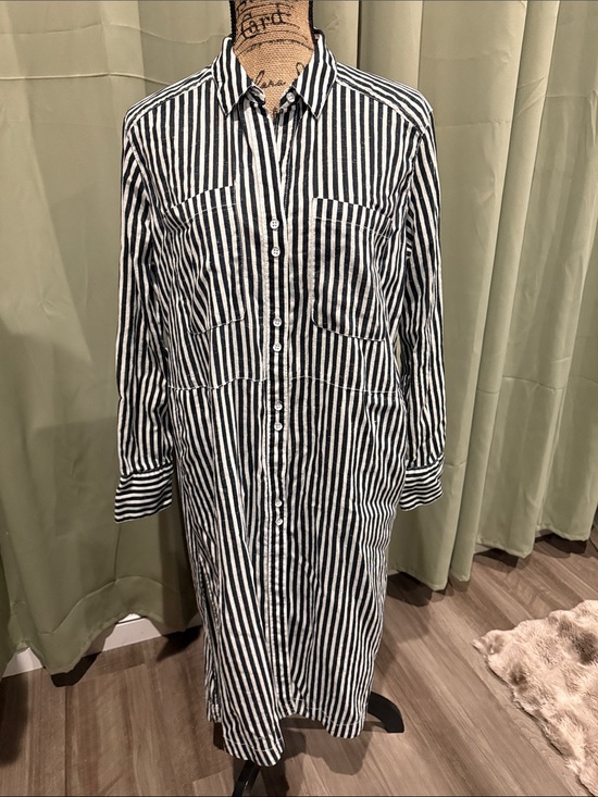 Free People Dresses & Skirts - Free People Black and White Striped Shirt Dress